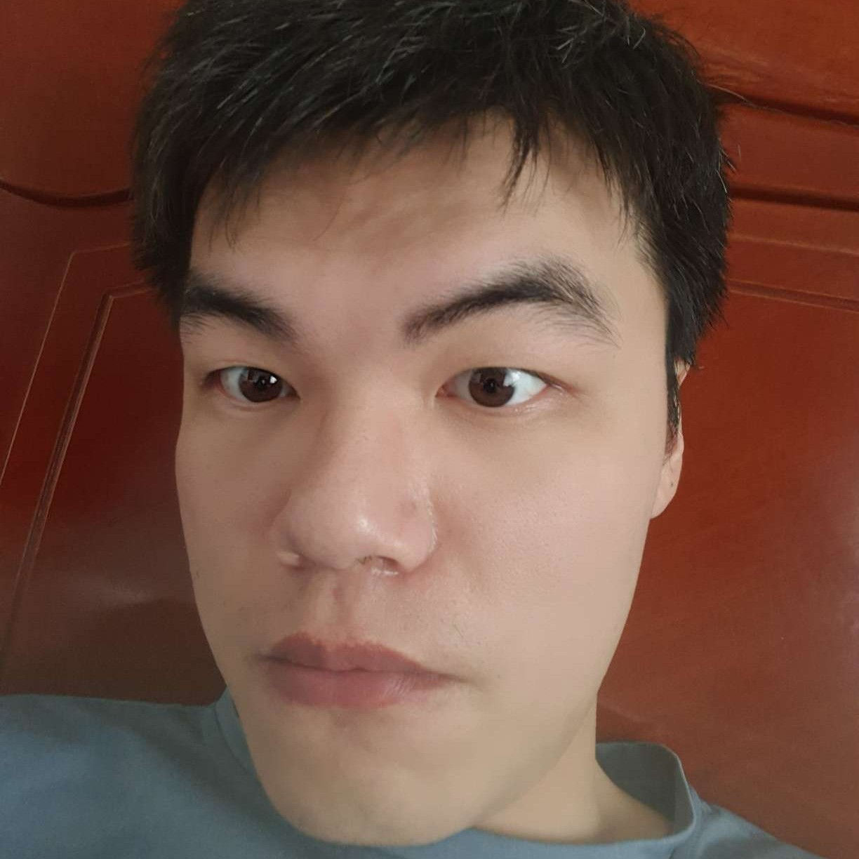 柜子方沉默的照片