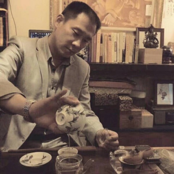 怡然入尘的照片