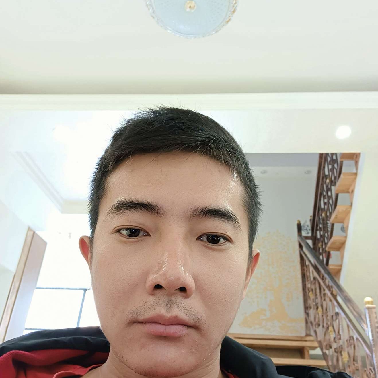 坚定吃醋锦瑟的照片