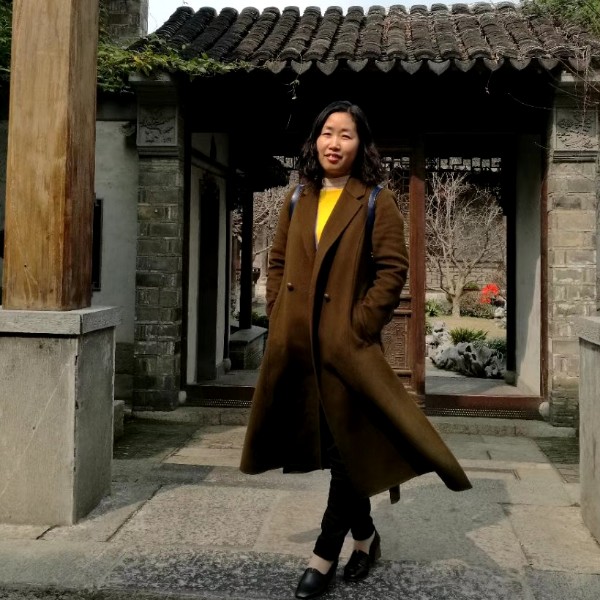 透彻爱蚂蚁的照片
