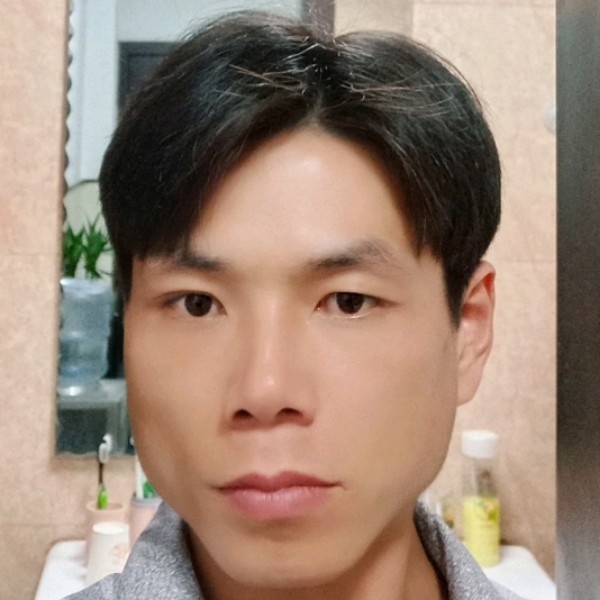 香氛拾忆零碎的照片