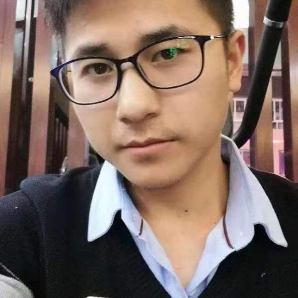 赵天威的照片