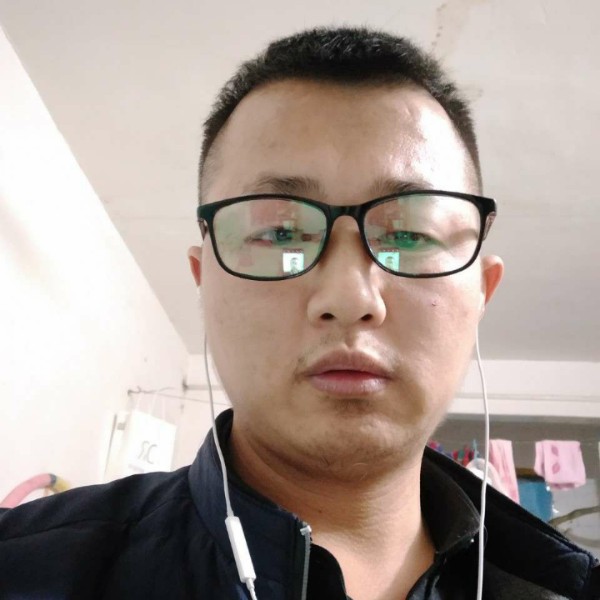 虚心苦恋金针菇的照片