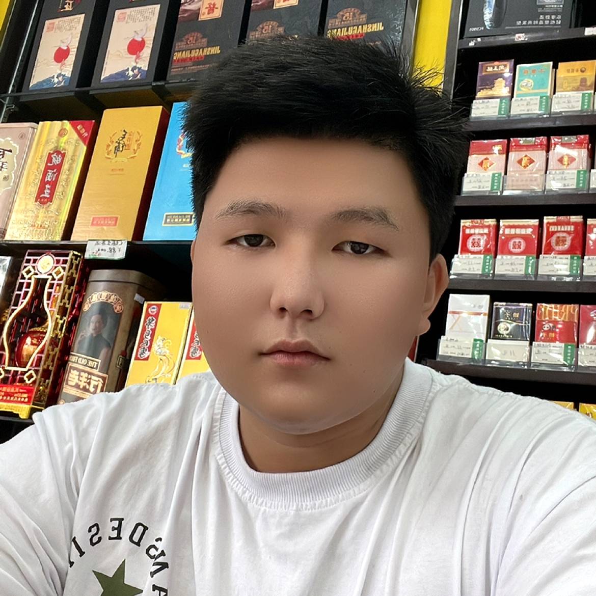 芒果浅吻热心的照片