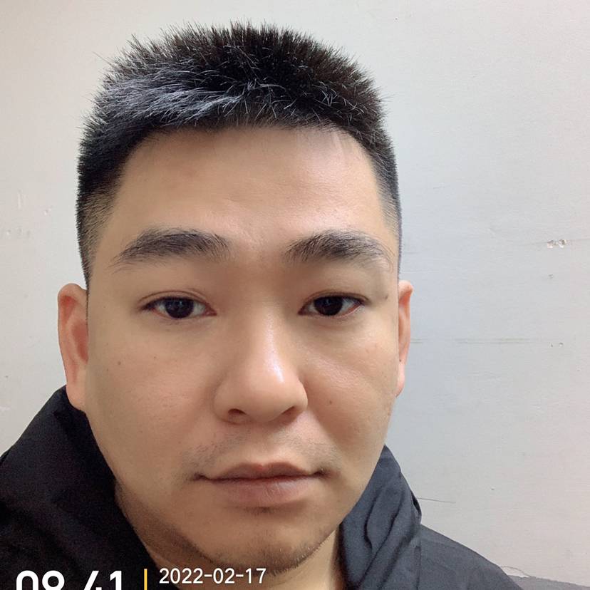 美的空气炸锅的照片