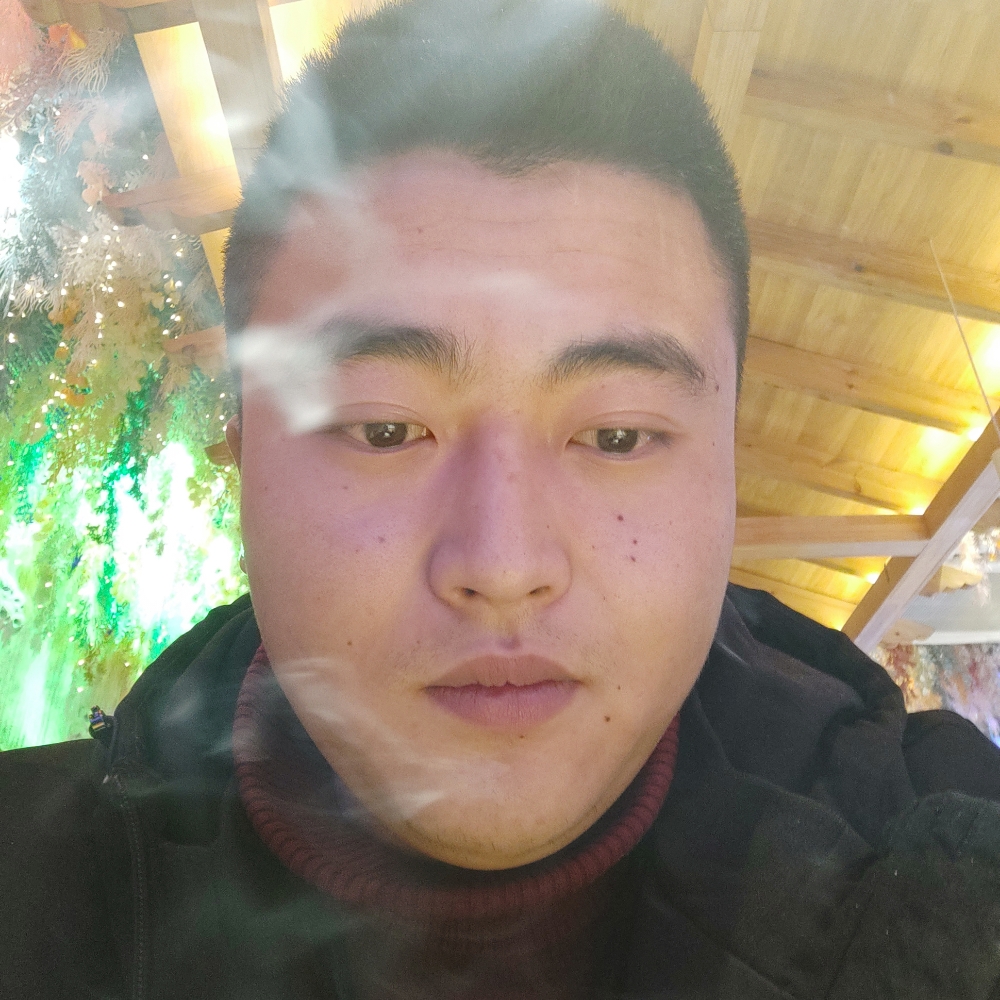调皮就水影的照片