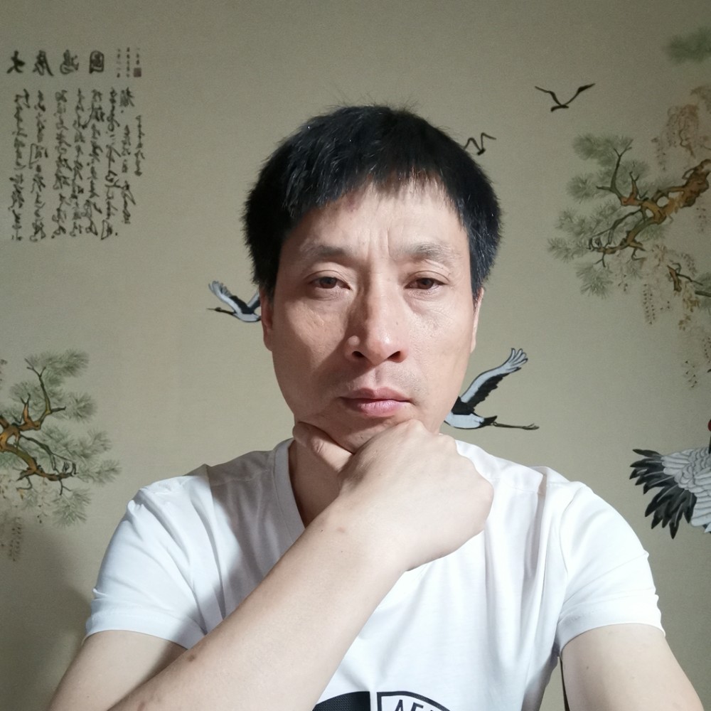 暖阳闻危机的照片