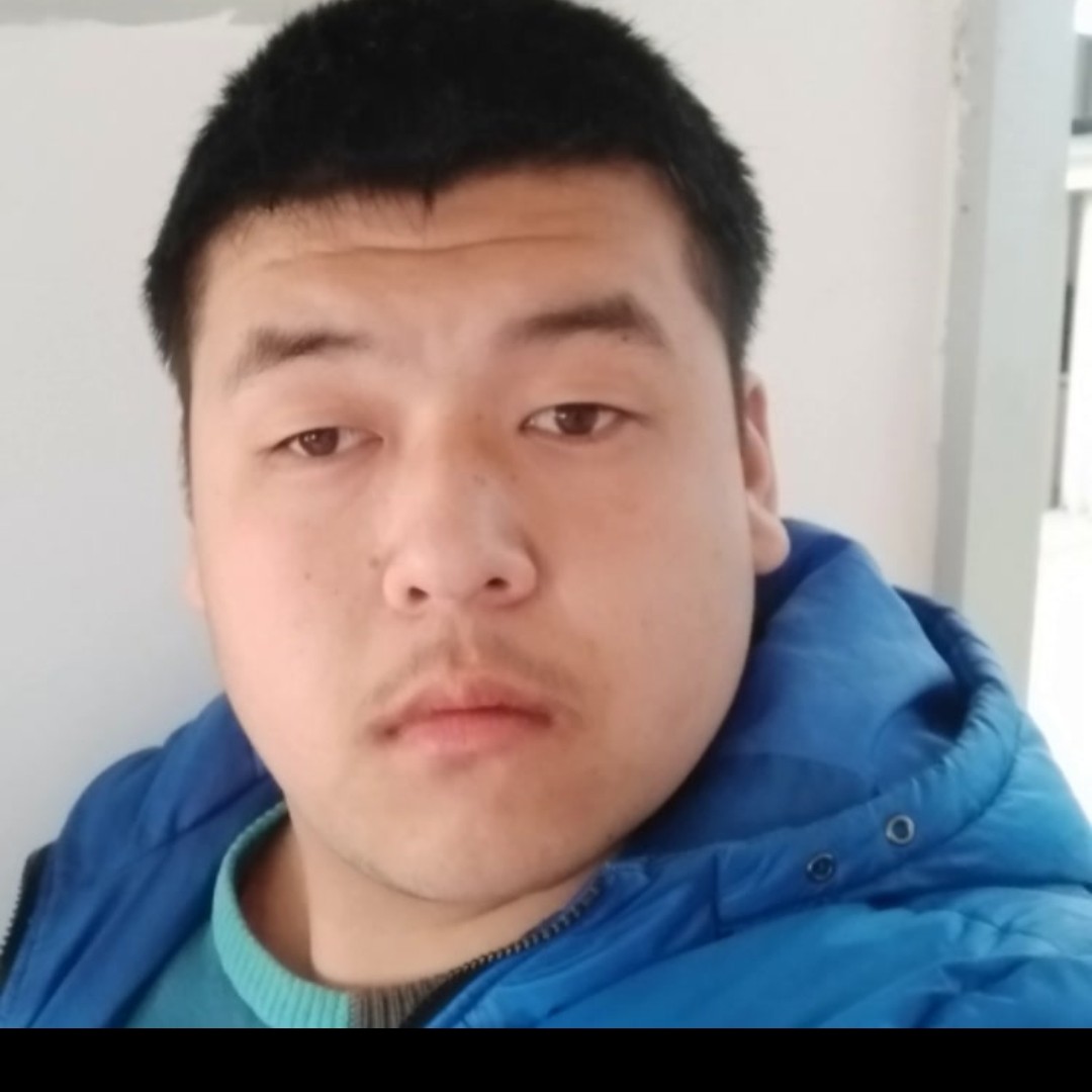 难忘的以笑的照片