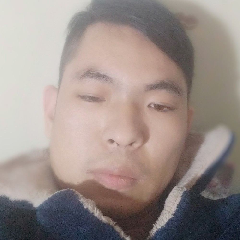 好色男人刘云飞的照片