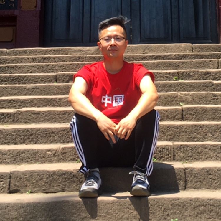 大舌头88的照片