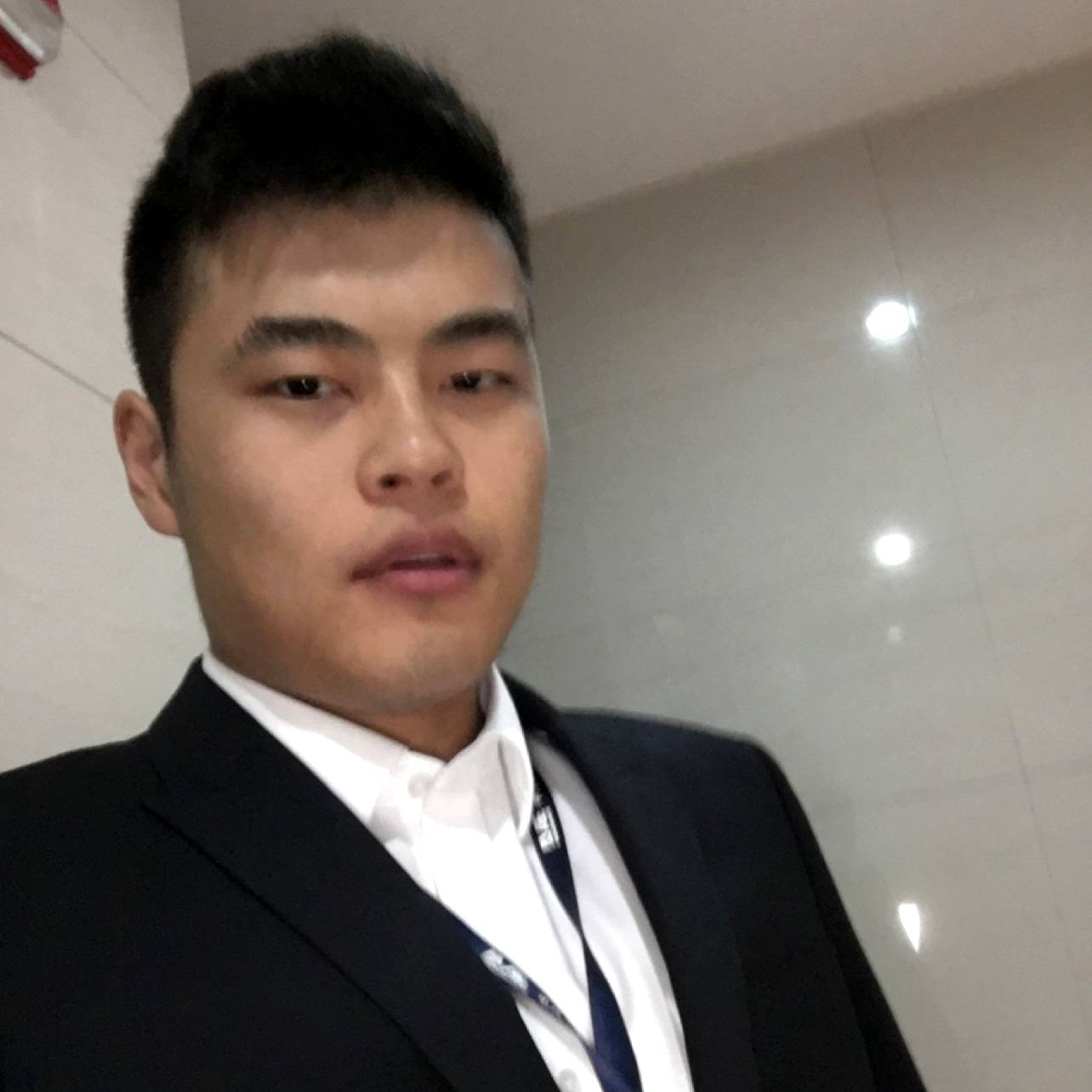 KBQ的照片