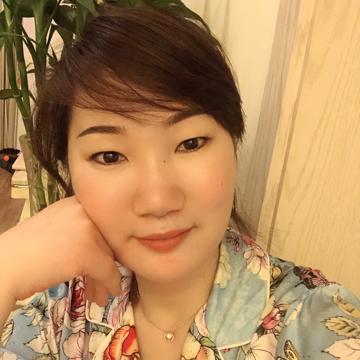 笑点低倾心白开水的照片