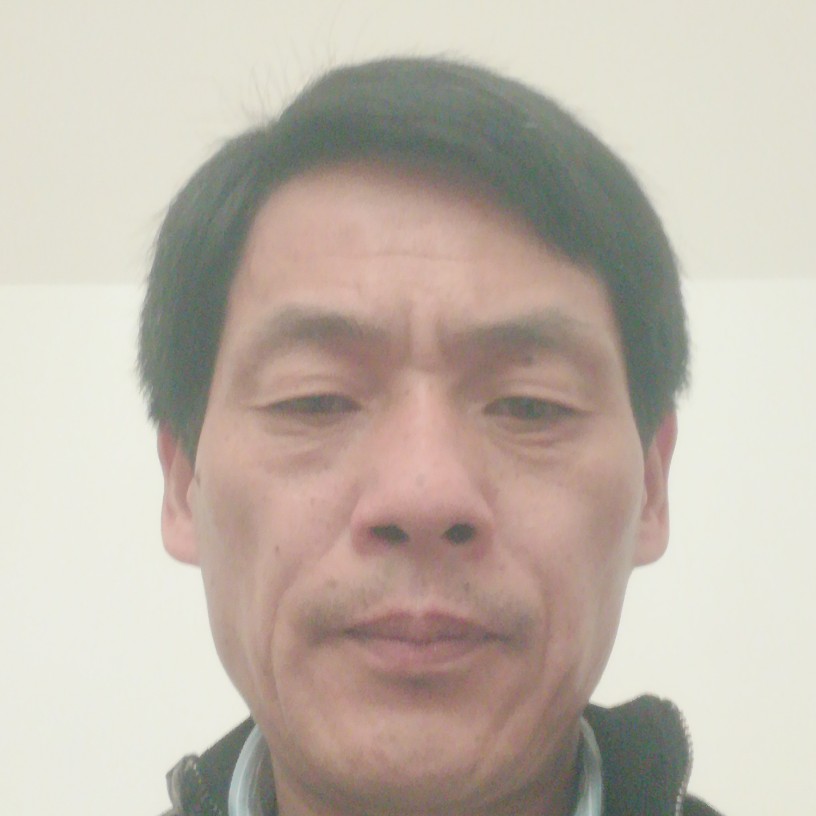 卢恩玖的照片