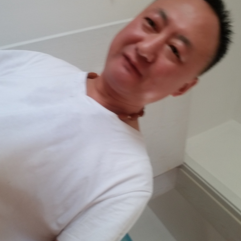 出晓的照片