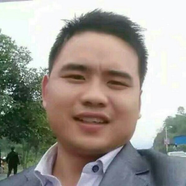 绚烂凝眸流影的照片