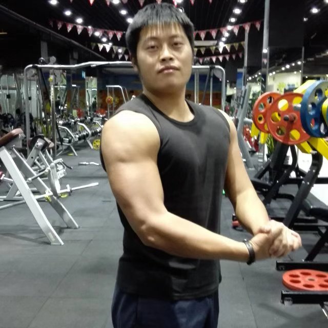 默默扯惊鸿的照片