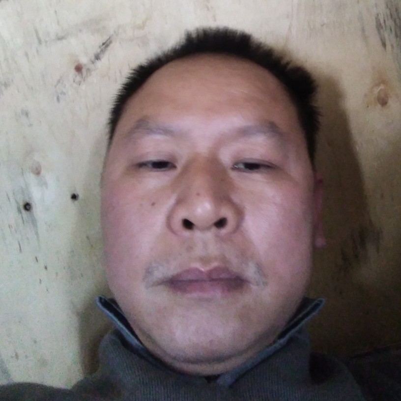 月无缺的照片