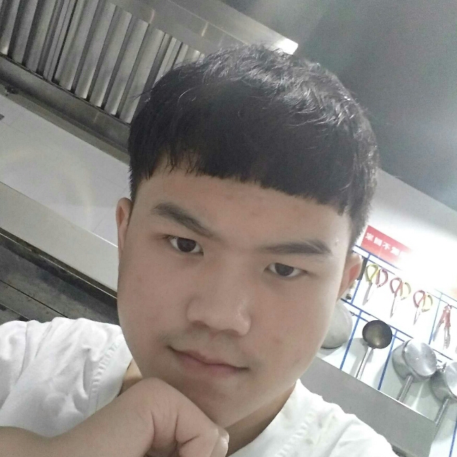 默默冷眸的照片