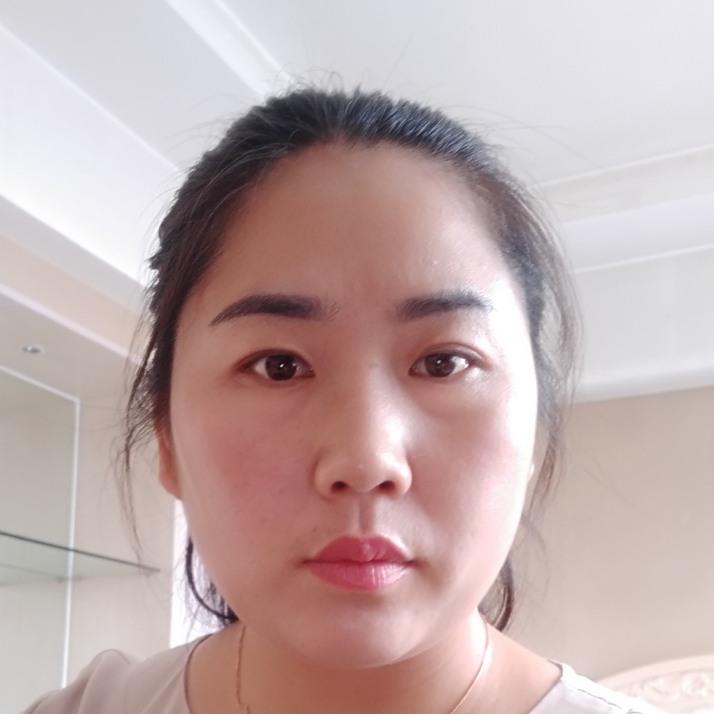 心茹妆容的照片