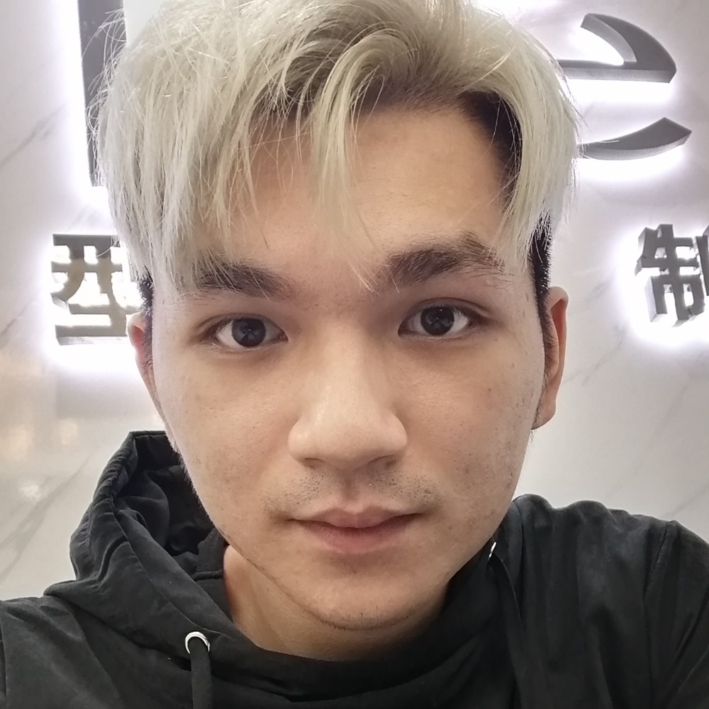 小刺猬高兴的照片