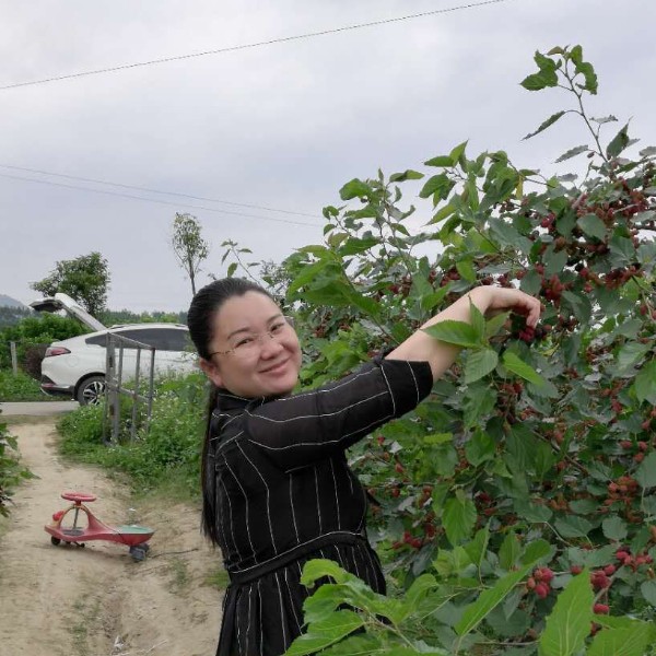 欧阳雨欣的照片