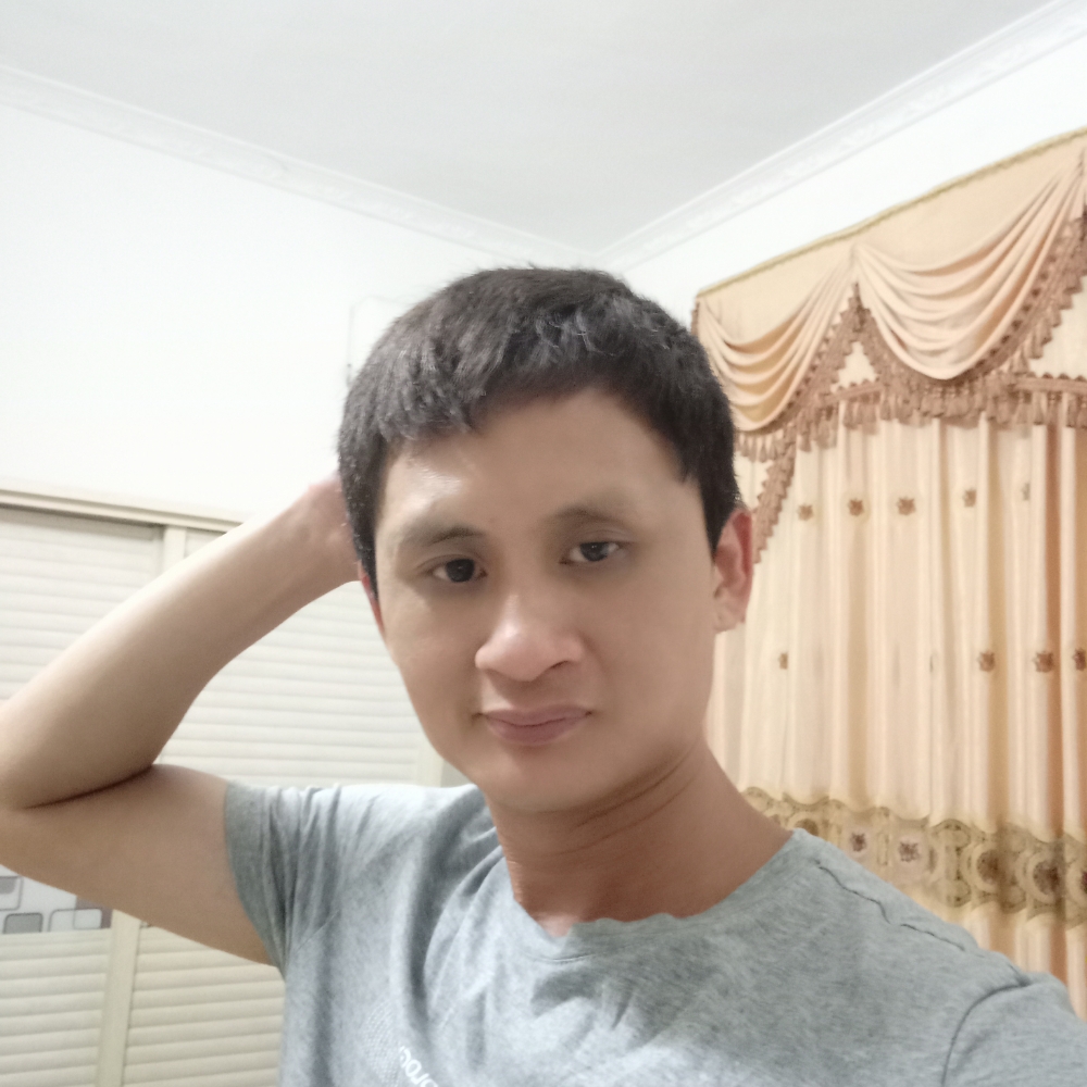 兮颜保卫粗犷的照片