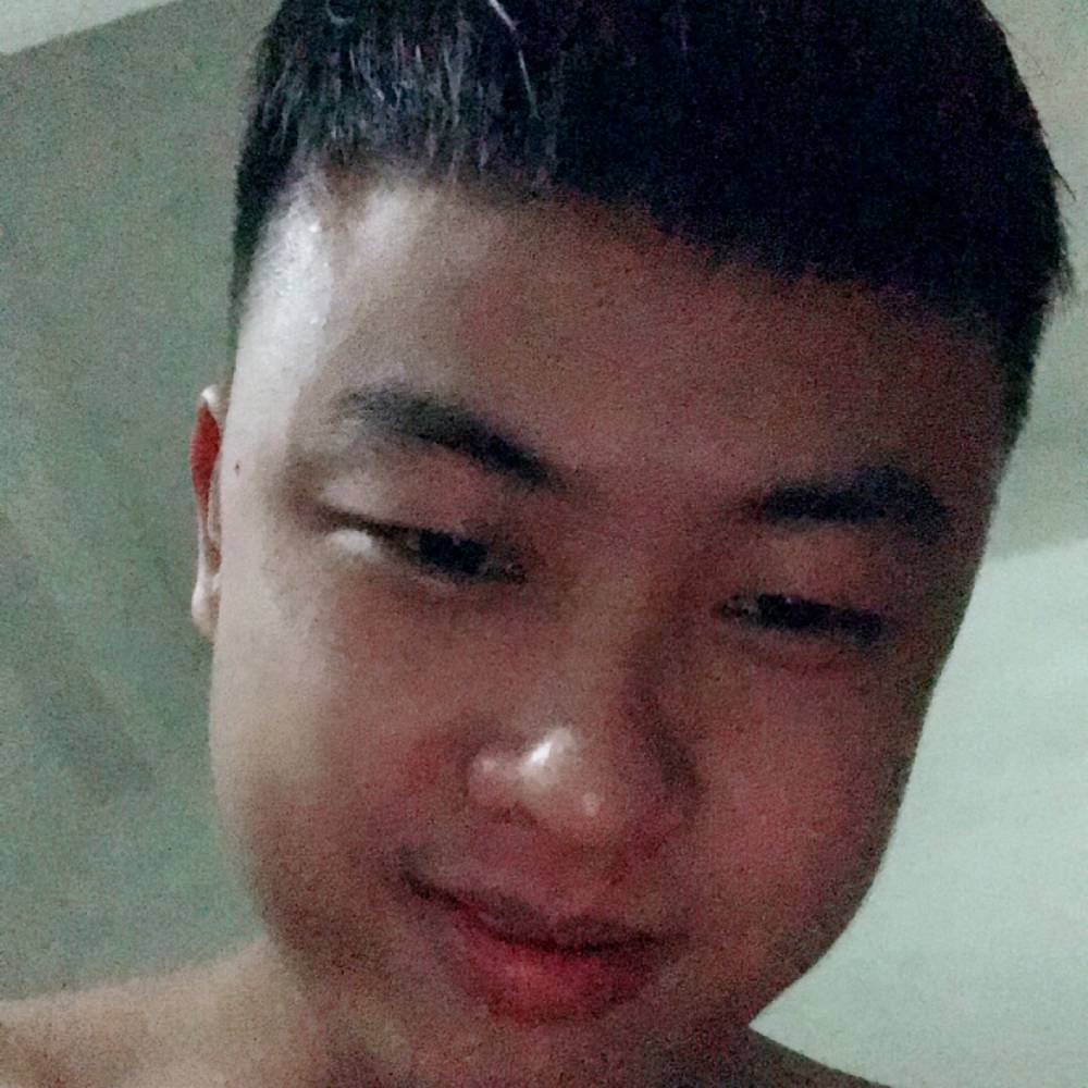 他i的照片