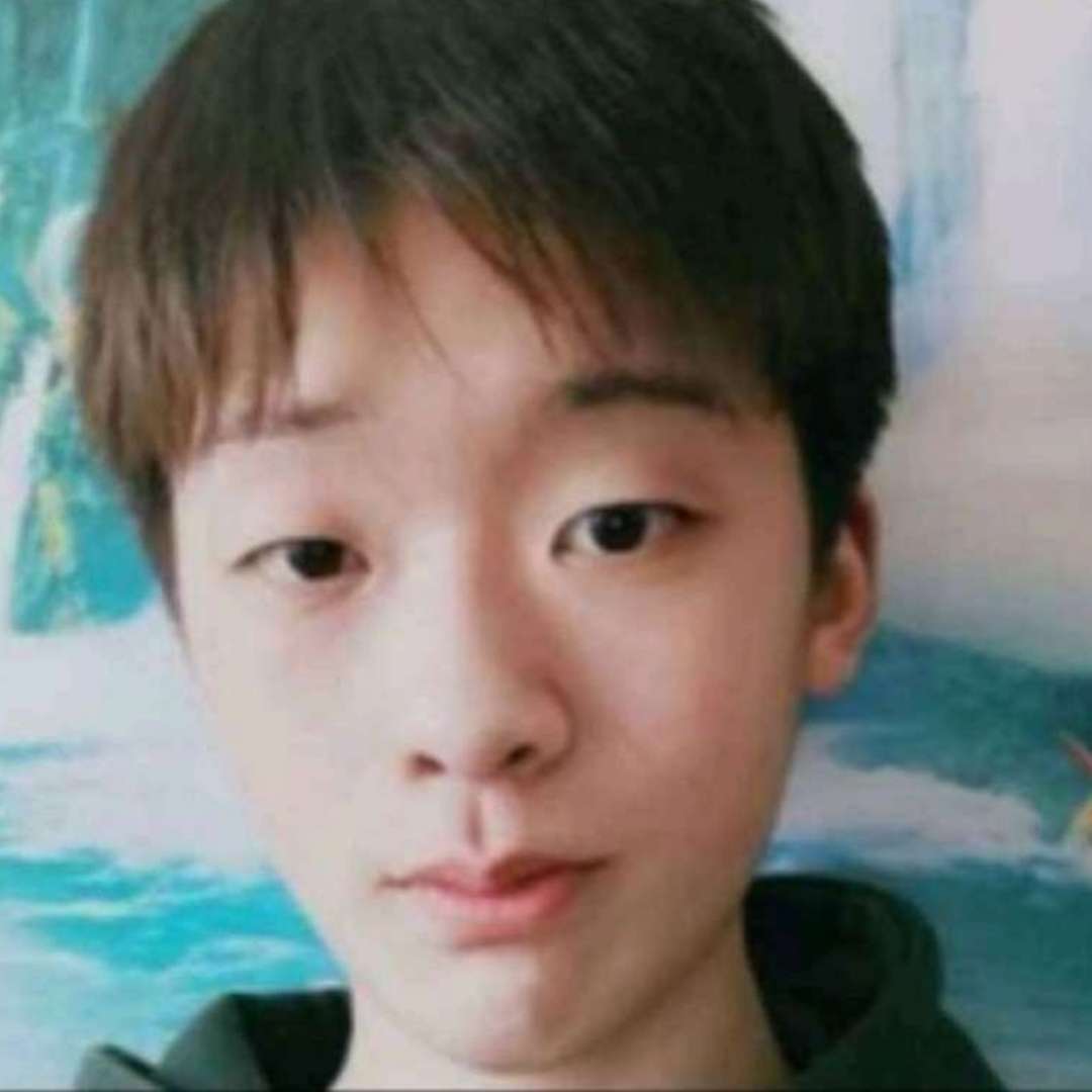 毛豆向欣喜的照片