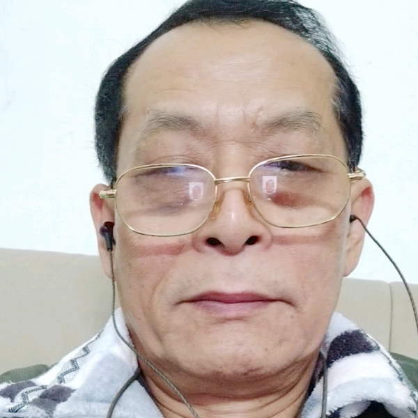 孑然一人的照片