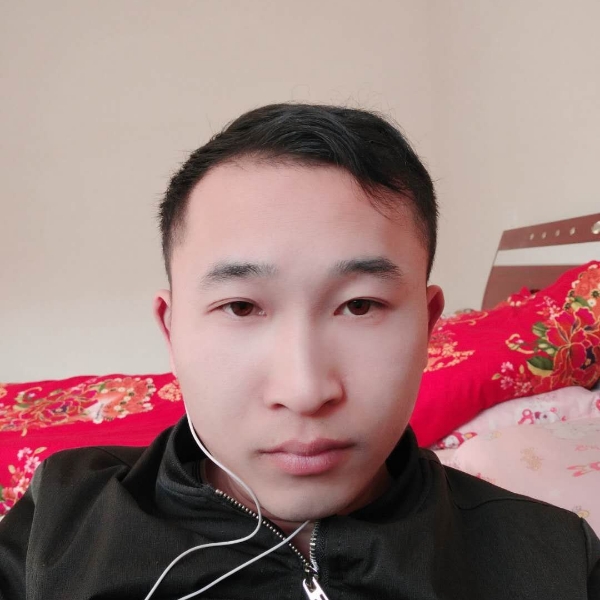 温柔請帽子的照片