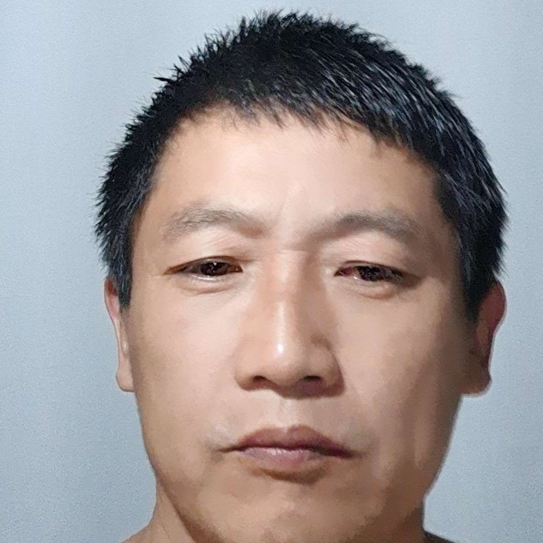 陶世的照片