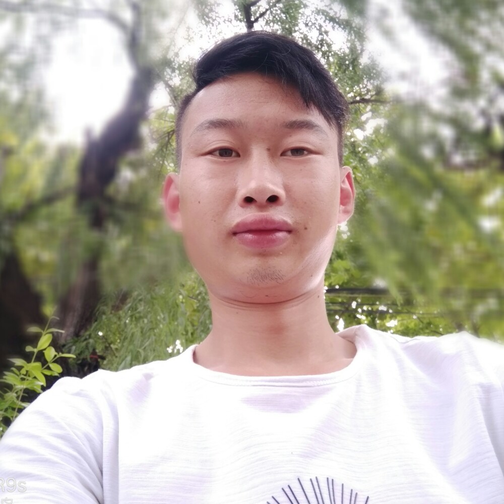 黎容丰的照片