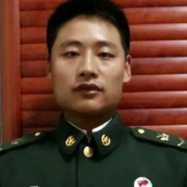 我笑他人看不穿。的照片