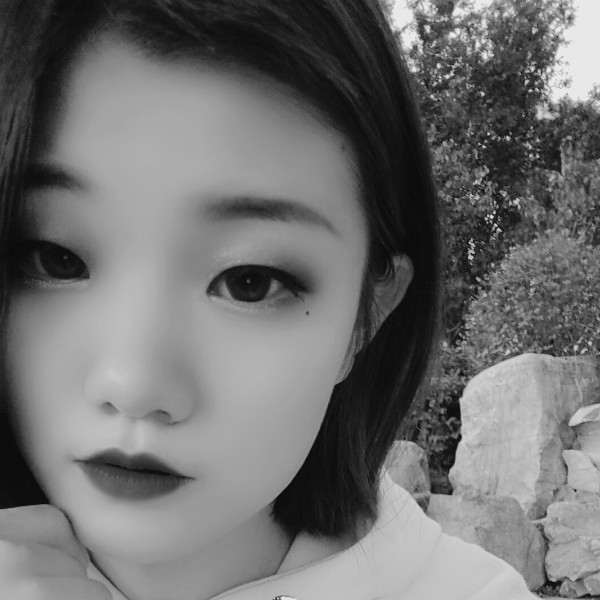 化羽蹁跹野性的照片