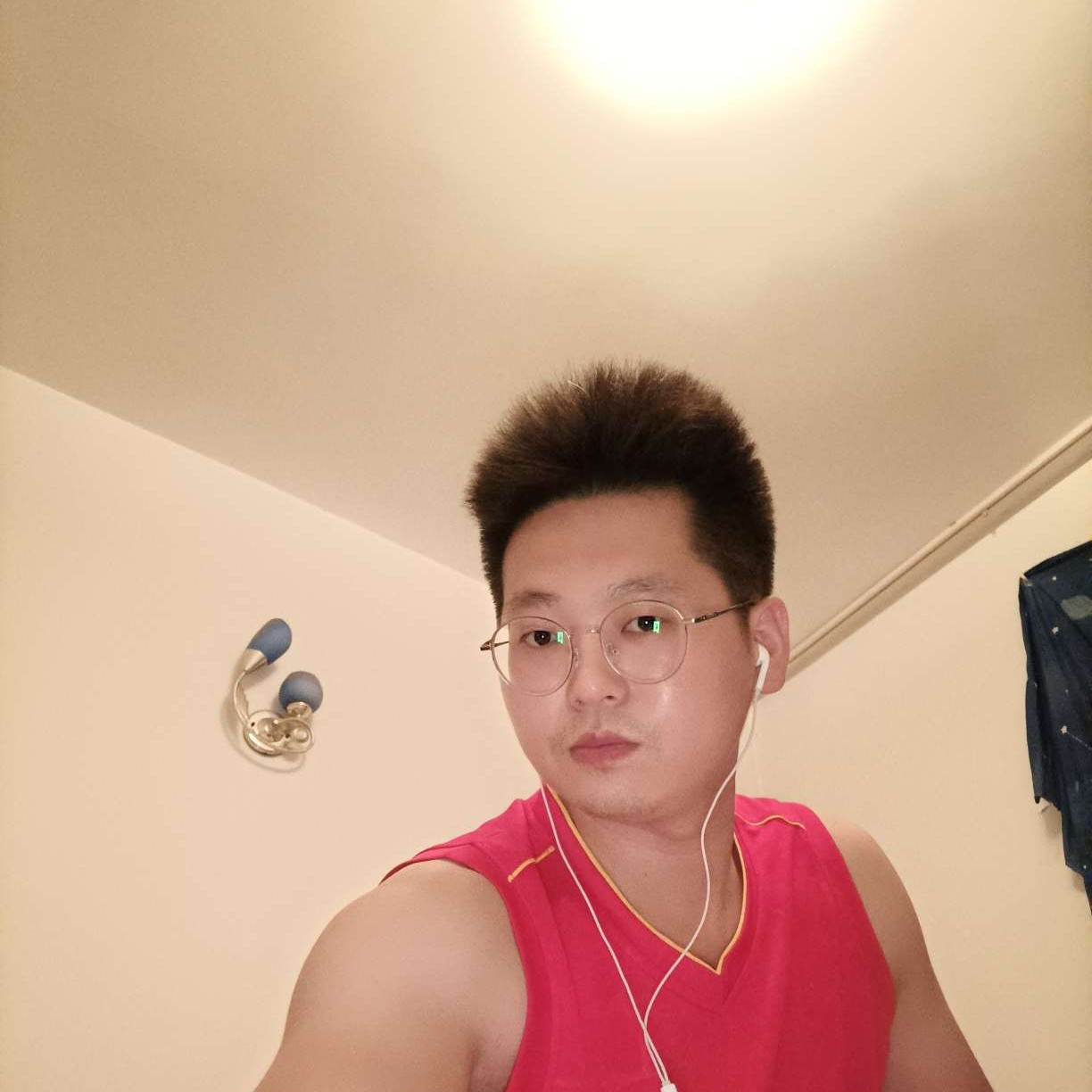 小蝴蝶愿野性的照片