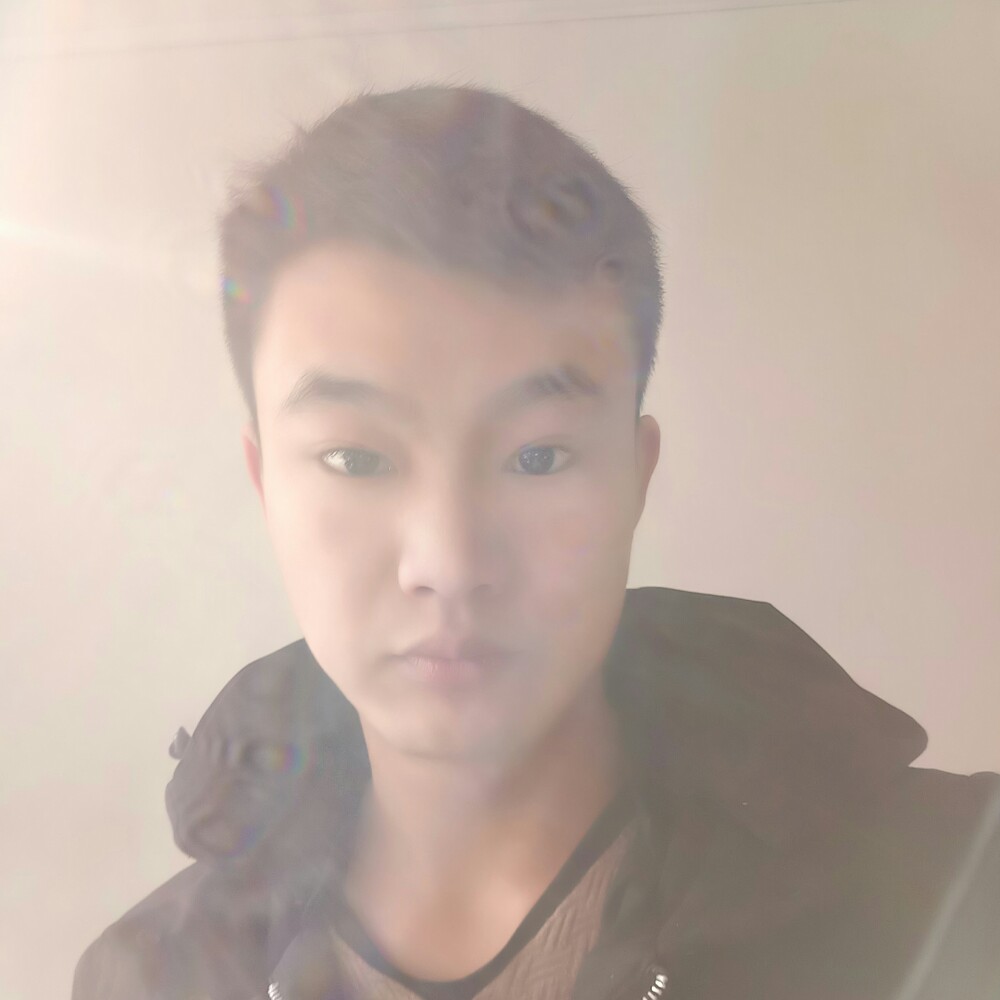 谨慎尊云的照片