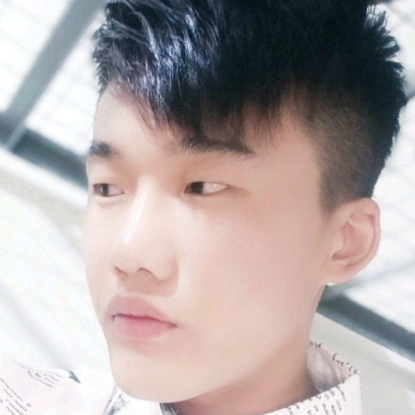 温柔等待黑猫的照片