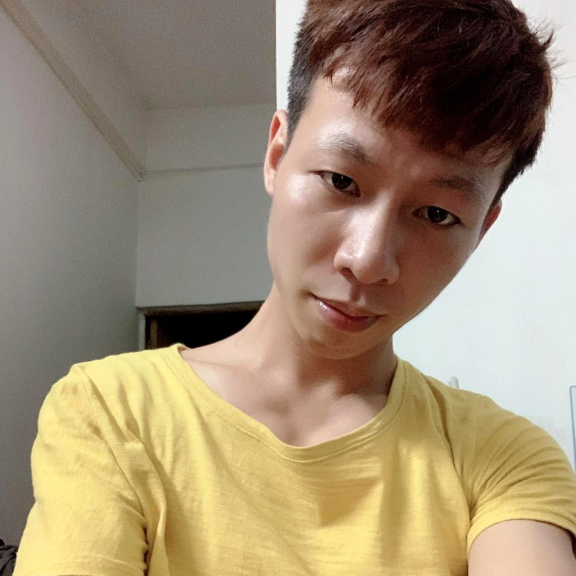 蝶舞漫步寂冷的照片