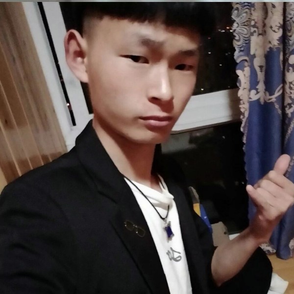 白羊笑传统的照片