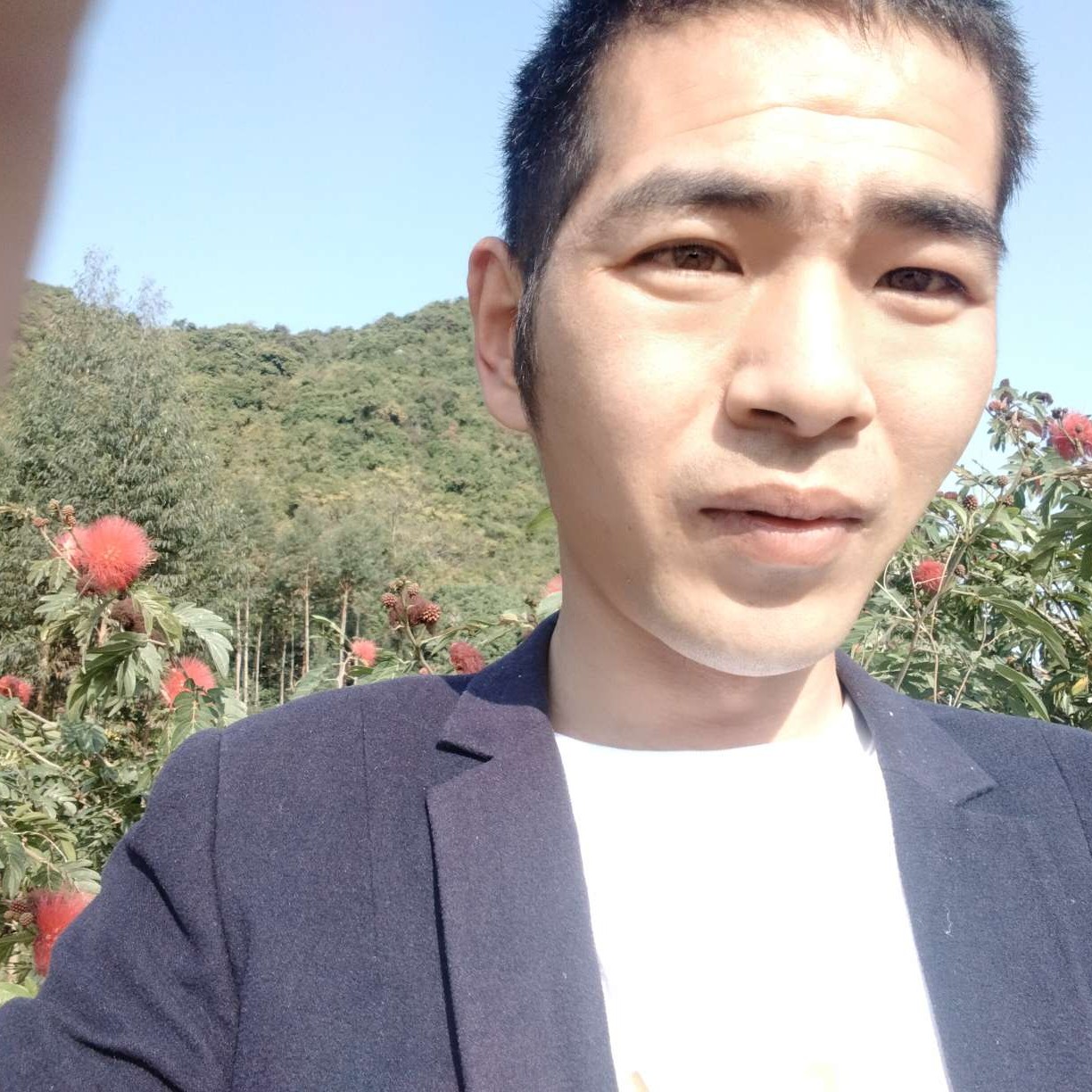 数据线闻小巧的照片