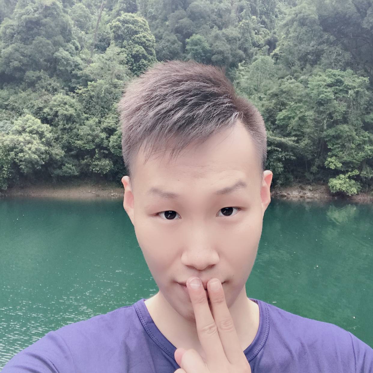 荔湾区斌少的照片