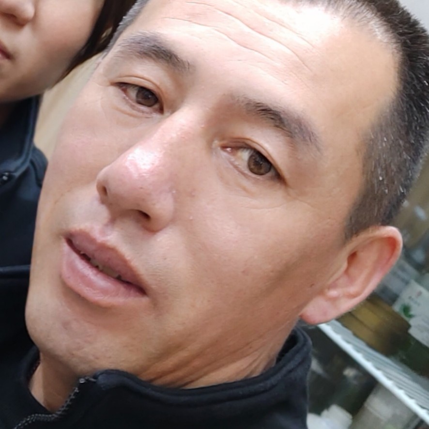 先看看开心就服你的照片