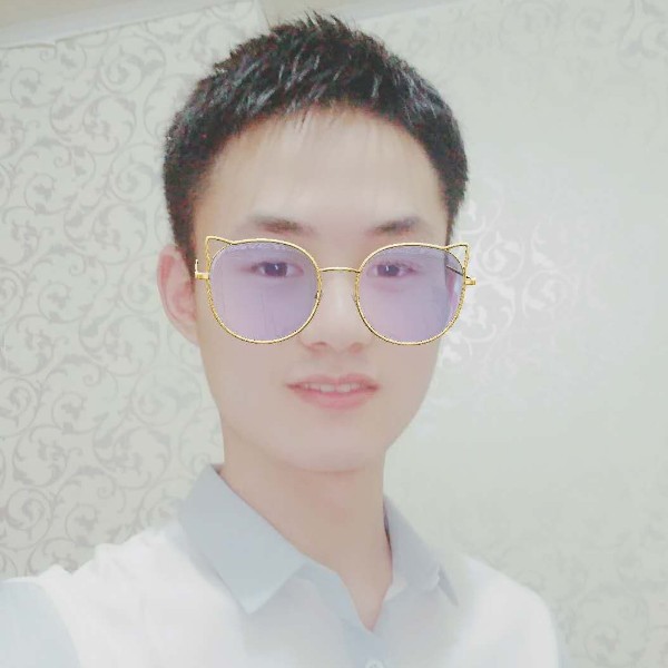 鸡翅爱恋威武的照片