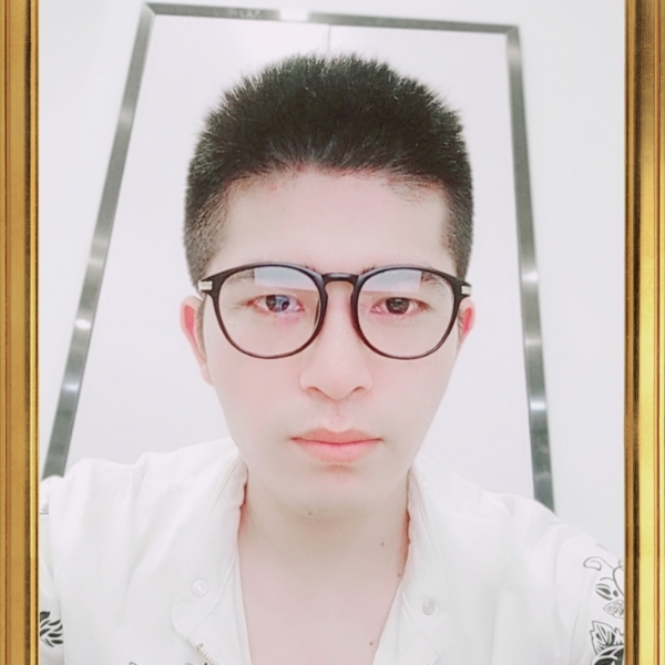 万界路人的照片