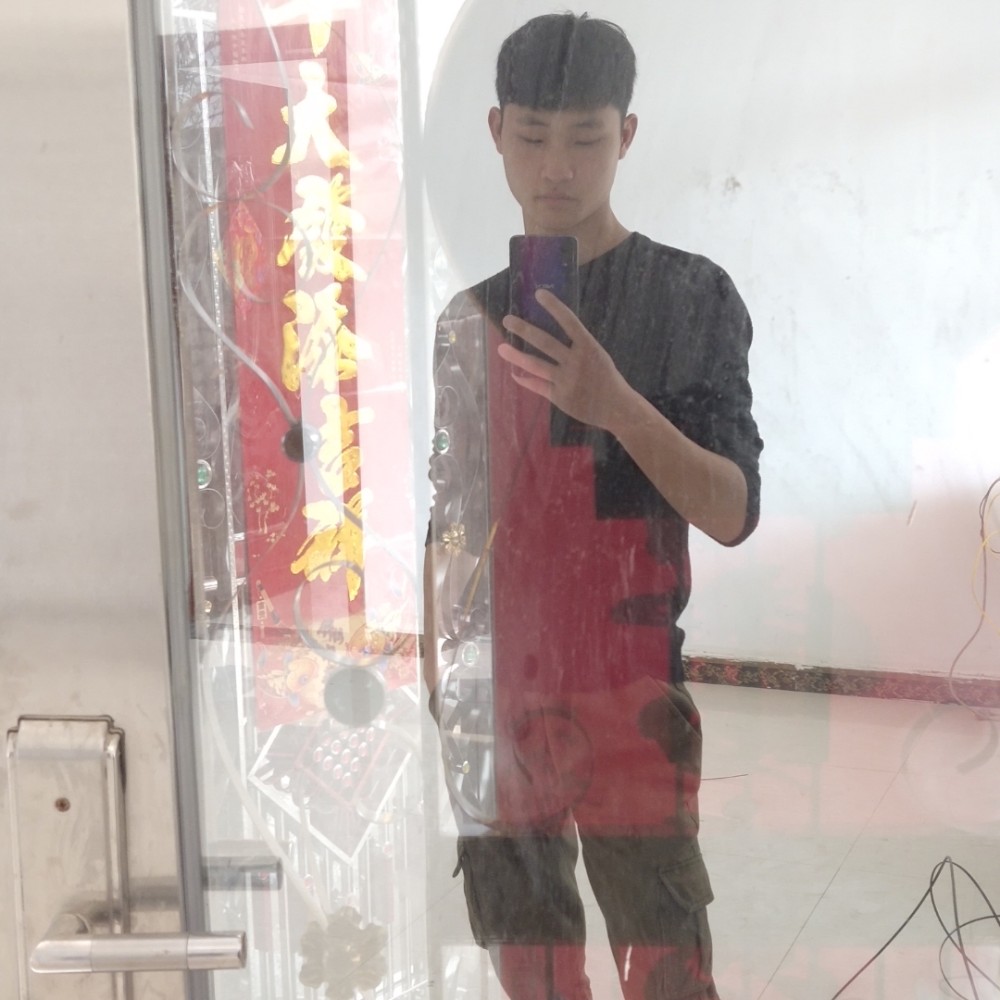 神秘的小胖的照片