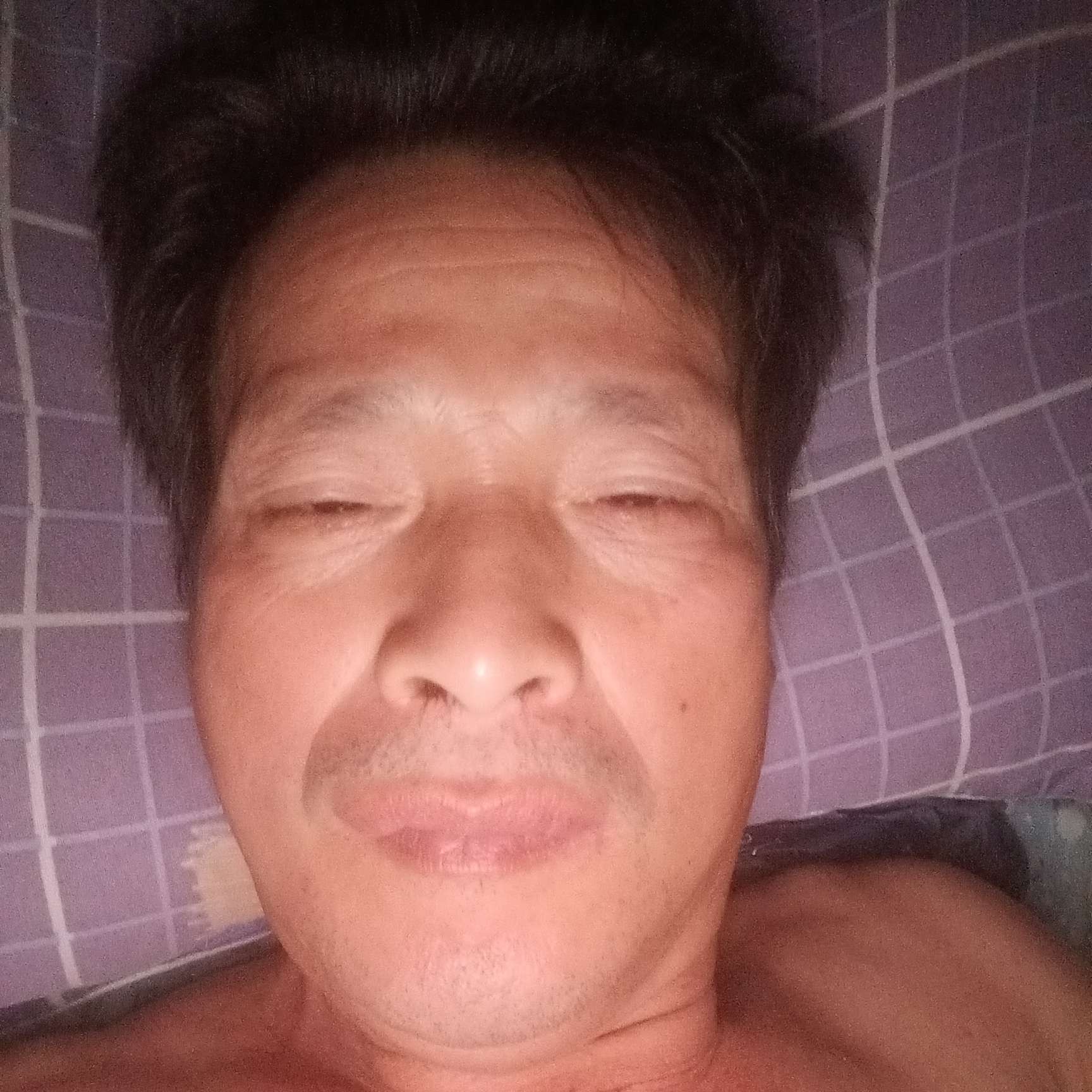 拼搏凝眸金针菇的照片