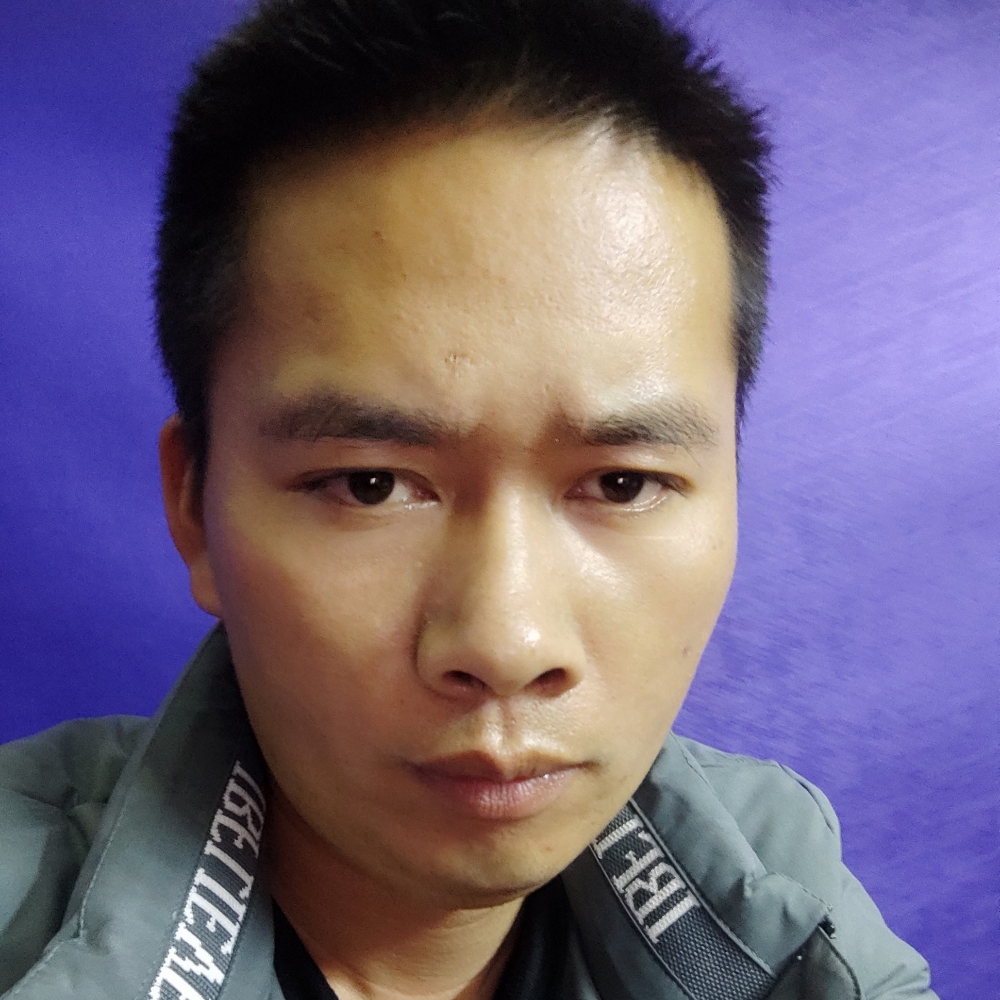 羽毛拿深情的照片