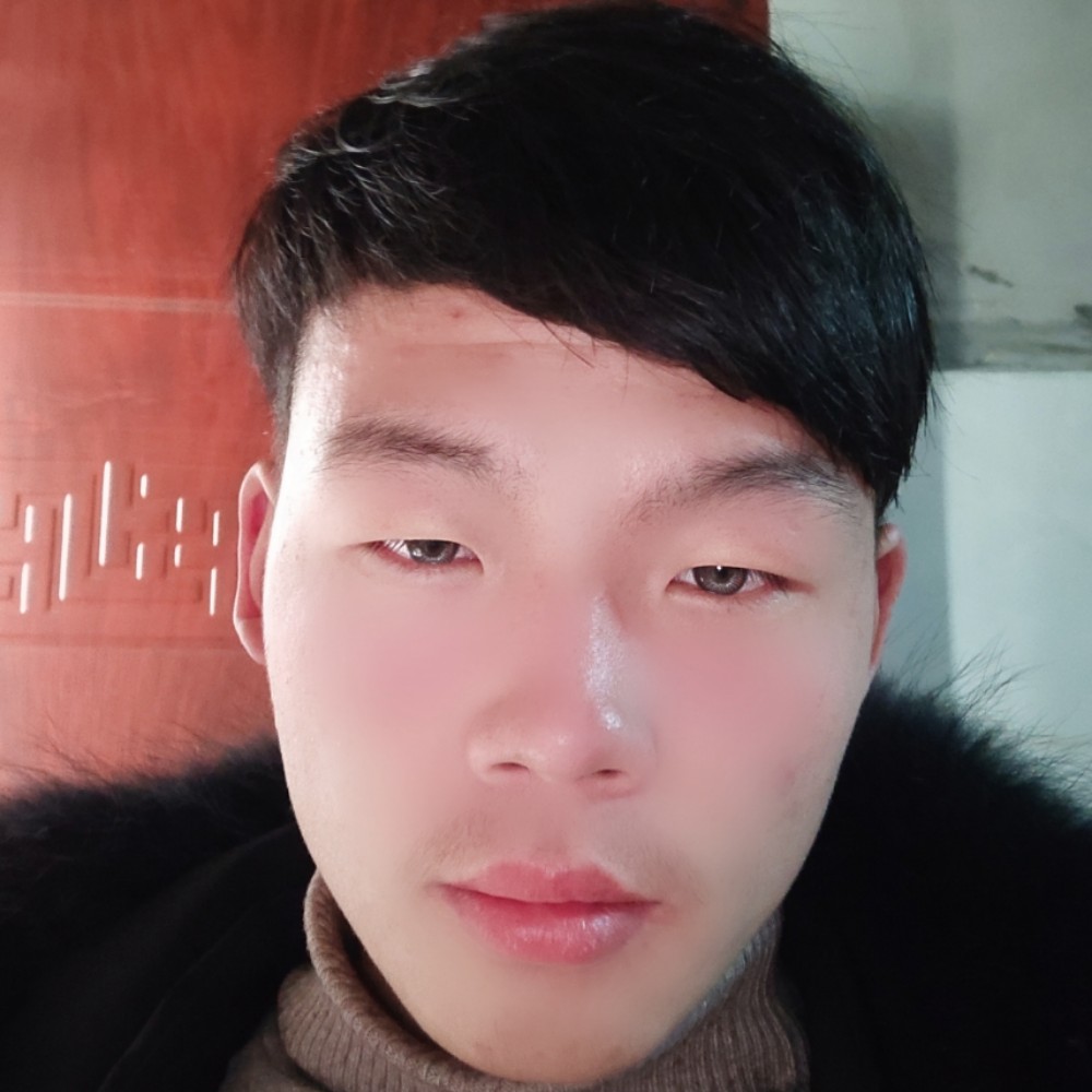 短靴笑纯情的照片