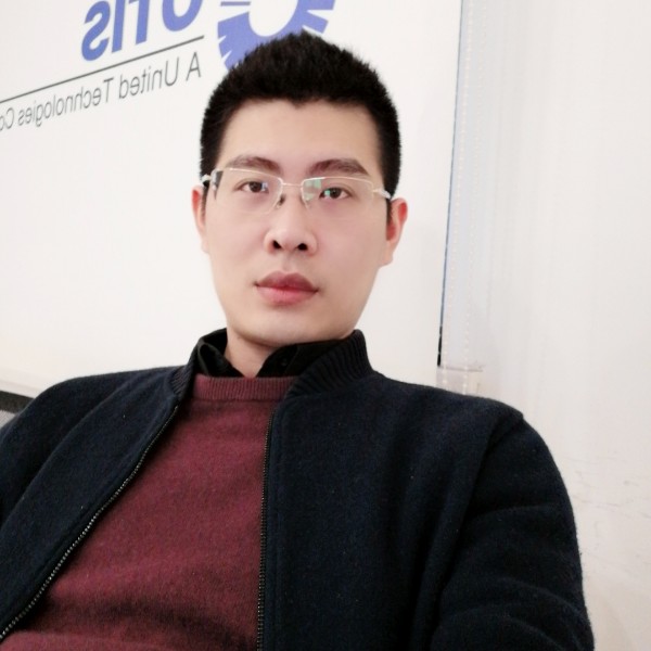 可靠冷眸的照片