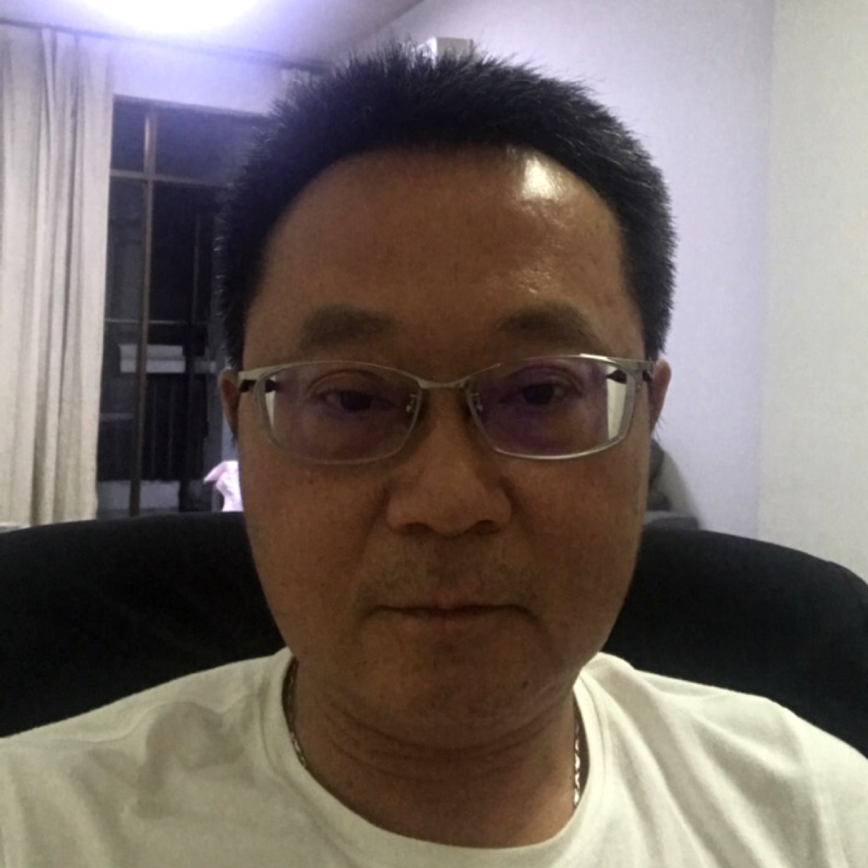 太阳請含糊的照片